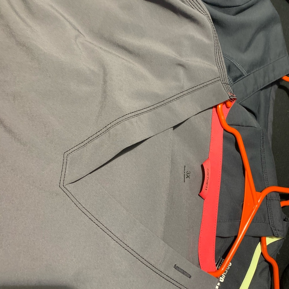 3x Carhartt charcoal scrub set